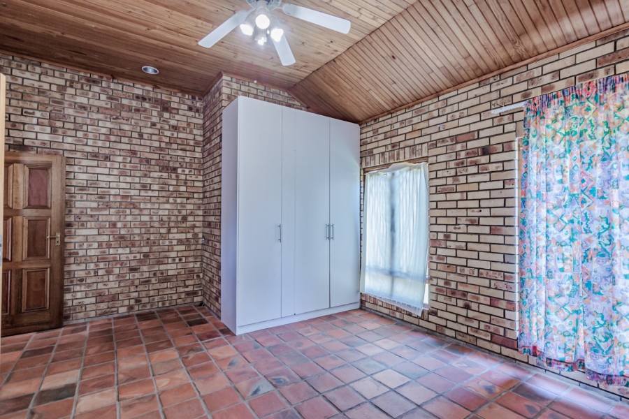 Commercial Property for Sale in Waagfontein North West